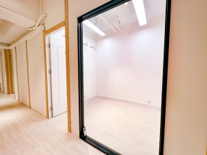 Rent Industrial Building【專營觀塘工廈出租】『MAN-HK.COM』觀塘工廈出租 觀塘分租單位 觀塘租工廈 觀塘租工作室 觀塘租樓上舖 租STUDIO 觀塘樓上舖出租 觀塘工作室出租 觀塘網店工作室 觀塘工作坊出租 觀塘工廈物業代理 SHOWROOM 觀塘小型工作坊出租 觀塘小型工作室出租 觀塘小型辦公室出租 觀塘小型烘焙教室出租 觀塘小型時裝網店出租 觀塘小型水晶網店出租 觀塘塔羅工作室出租 觀塘多功能工作室出租等等