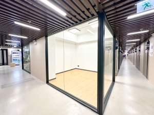 Rent Industrial Building【專營觀塘工廈出租】『MAN-HK.COM』觀塘工廈出租 觀塘分租單位 觀塘租工廈 觀塘租工作室 觀塘租樓上舖 租STUDIO 觀塘樓上舖出租 觀塘工作室出租 觀塘網店工作室 觀塘工作坊出租 觀塘工廈物業代理 SHOWROOM 觀塘小型工作坊出租 觀塘小型工作室出租 觀塘小型辦公室出租 觀塘小型烘焙教室出租 觀塘小型時裝網店出租 觀塘小型水晶網店出租 觀塘塔羅工作室出租 觀塘多功能工作室出租等等