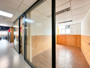 Rent Industrial Building【專營觀塘工廈出租】『MAN-HK.COM』觀塘工廈出租 觀塘分租單位 觀塘租工廈 觀塘租工作室 觀塘租樓上舖 租STUDIO 觀塘樓上舖出租 觀塘工作室出租 觀塘網店工作室 觀塘工作坊出租 觀塘工廈物業代理 SHOWROOM 觀塘小型工作坊出租 觀塘小型工作室出租 觀塘小型辦公室出租 觀塘小型烘焙教室出租 觀塘小型時裝網店出租 觀塘小型水晶網店出租 觀塘塔羅工作室出租 觀塘多功能工作室出租等等