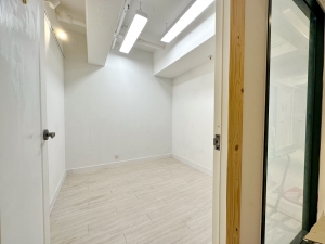 Rent Industrial Building【專營觀塘工廈出租】『MAN-HK.COM』觀塘工廈出租 觀塘分租單位 觀塘租工廈 觀塘租工作室 觀塘租樓上舖 租STUDIO 觀塘樓上舖出租 觀塘工作室出租 觀塘網店工作室 觀塘工作坊出租 觀塘工廈物業代理 SHOWROOM 觀塘小型工作坊出租 觀塘小型工作室出租 觀塘小型辦公室出租 觀塘小型烘焙教室出租 觀塘小型時裝網店出租 觀塘小型水晶網店出租 觀塘塔羅工作室出租 觀塘多功能工作室出租等等
