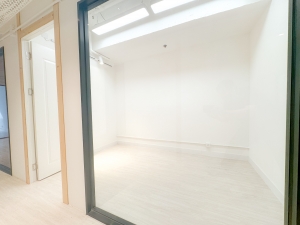 Rent Industrial Building【專營觀塘工廈出租】『MAN-HK.COM』觀塘工廈出租 觀塘分租單位 觀塘租工廈 觀塘租工作室 觀塘租樓上舖 租STUDIO 觀塘樓上舖出租 觀塘工作室出租 觀塘網店工作室 觀塘工作坊出租 觀塘工廈物業代理 SHOWROOM 觀塘小型工作坊出租 觀塘小型工作室出租 觀塘小型辦公室出租 觀塘小型烘焙教室出租 觀塘小型時裝網店出租 觀塘小型水晶網店出租 觀塘塔羅工作室出租 觀塘多功能工作室出租等等