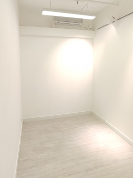 Rent Industrial Building【專營觀塘工廈出租】『MAN-HK.COM』觀塘工廈出租 觀塘分租單位 觀塘租工廈 觀塘租工作室 觀塘租樓上舖 租STUDIO 觀塘樓上舖出租 觀塘工作室出租 觀塘網店工作室 觀塘工作坊出租 觀塘工廈物業代理 SHOWROOM 觀塘小型工作坊出租 觀塘小型工作室出租 觀塘小型辦公室出租 觀塘小型烘焙教室出租 觀塘小型時裝網店出租 觀塘小型水晶網店出租 觀塘塔羅工作室出租 觀塘多功能工作室出租等等